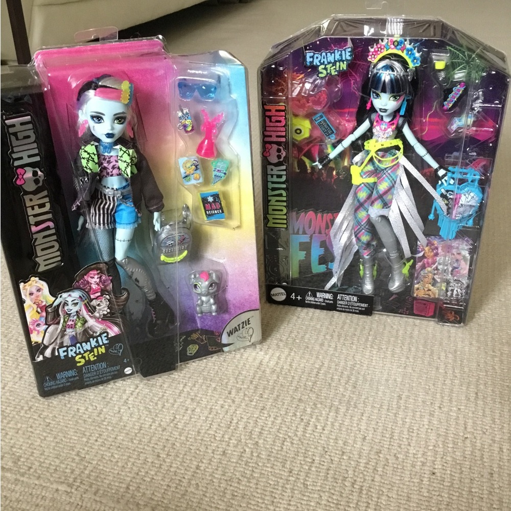 Monster High Frankie Stein Doll Duo with Blue and Black Accents